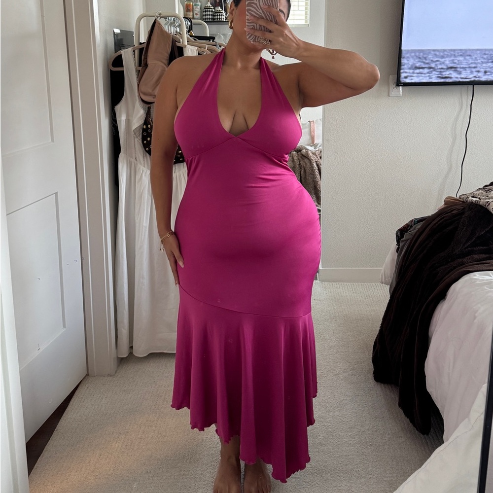 Halter Neck Fuchsia Midi Dress - Peppermayo